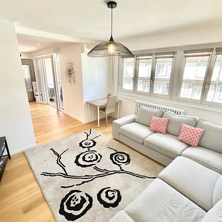 Three-room With All Comforts Very Close To The City Center Strasburgo